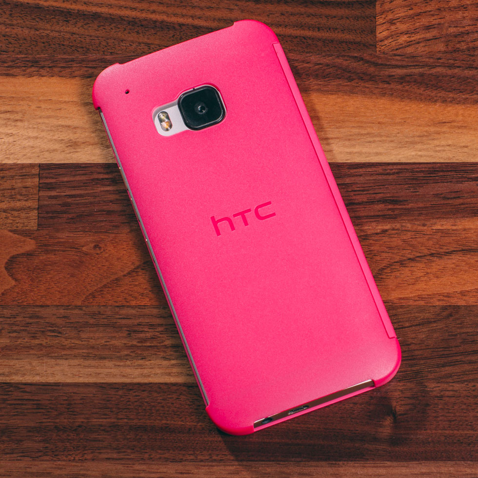 HC M231 htc-dot-view-fusia-02-980x980.jpg